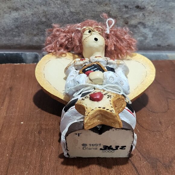 Designs by Diana 3632 Angel Teacher Figurine Collectable Sculpture Handcrafted - Picture 6 of 12